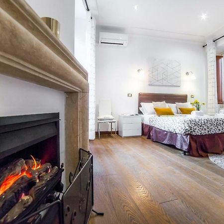 Sant'Angelo Apartments Рим Экстерьер фото